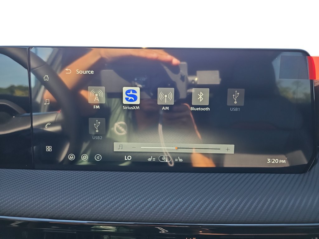 New 2027 Nissan Kicks SR w/ Cold Weather Package FWD image 21