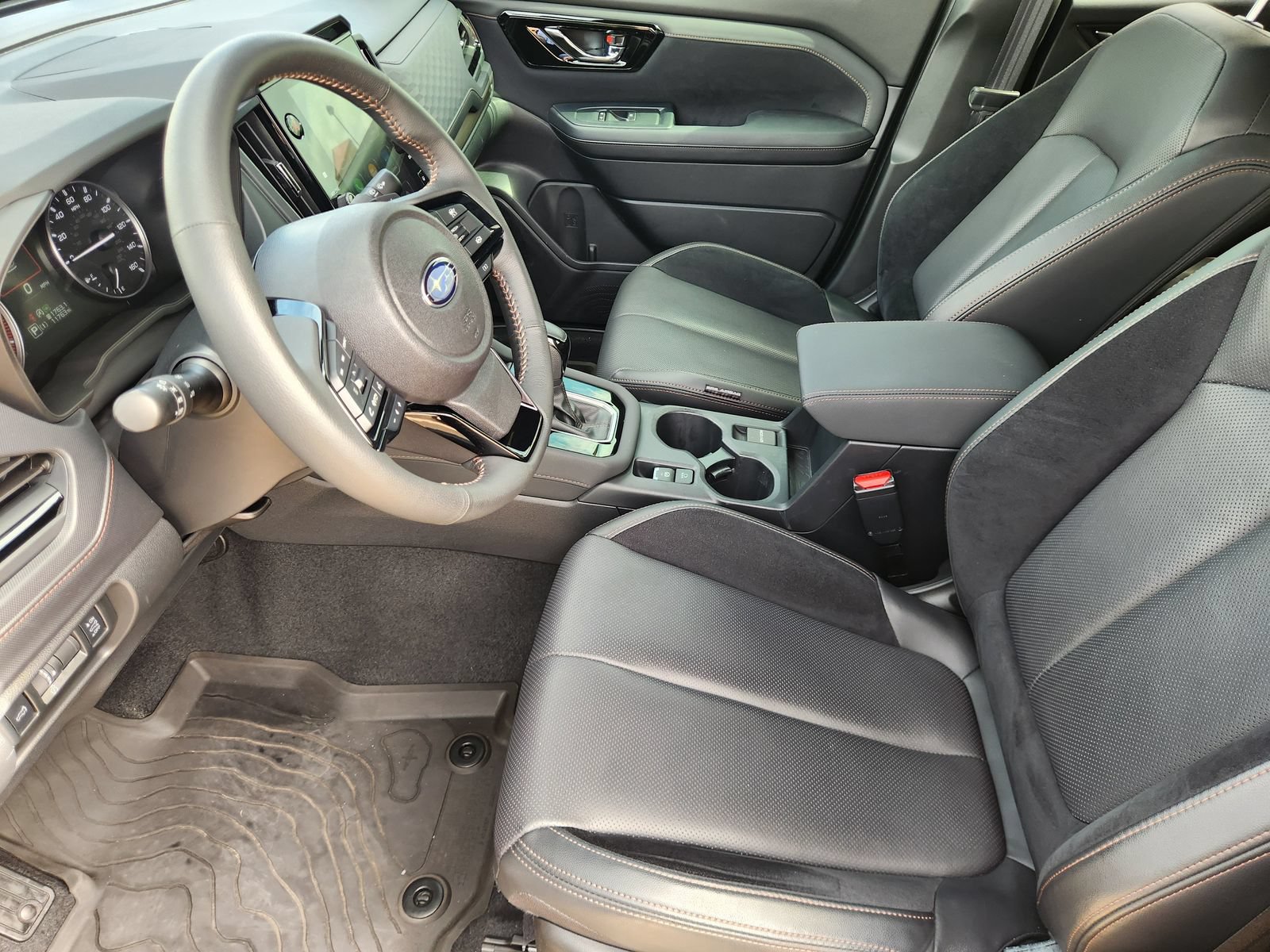 Used 2025 Subaru Forester Touring AWD/4WD image 13
