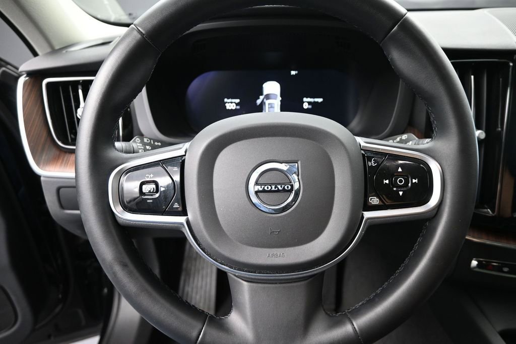 Used 2023 Volvo XC60 T8 Plus AWD/4WD image 10