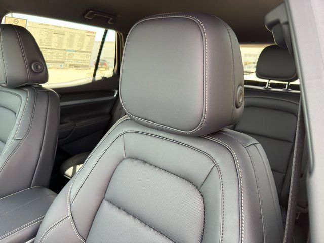 New 2026 GMC Terrain Elevation w/ Elevation Premium Package image 25