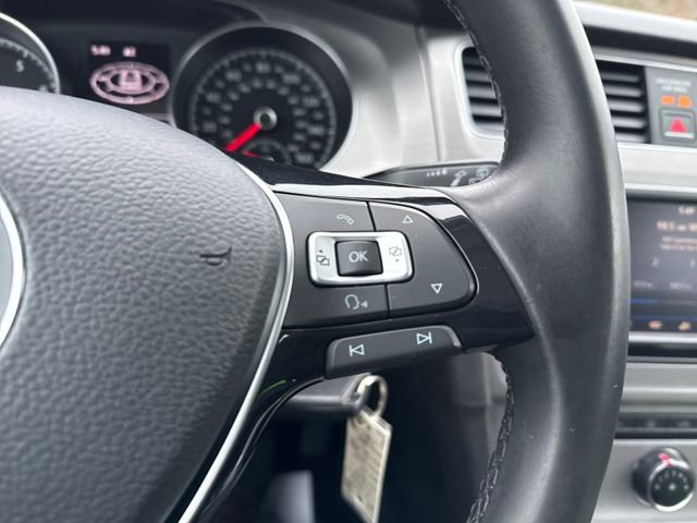 Used 2017 Volkswagen Golf S FWD image 31