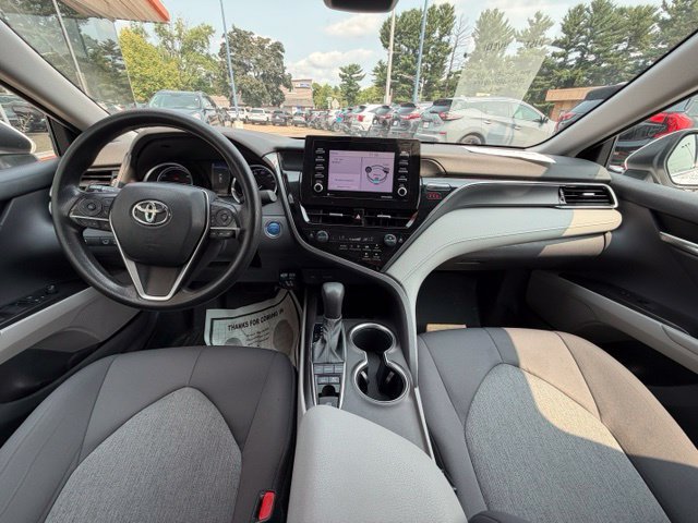 Used 2021 Toyota Camry LE FWD image 13