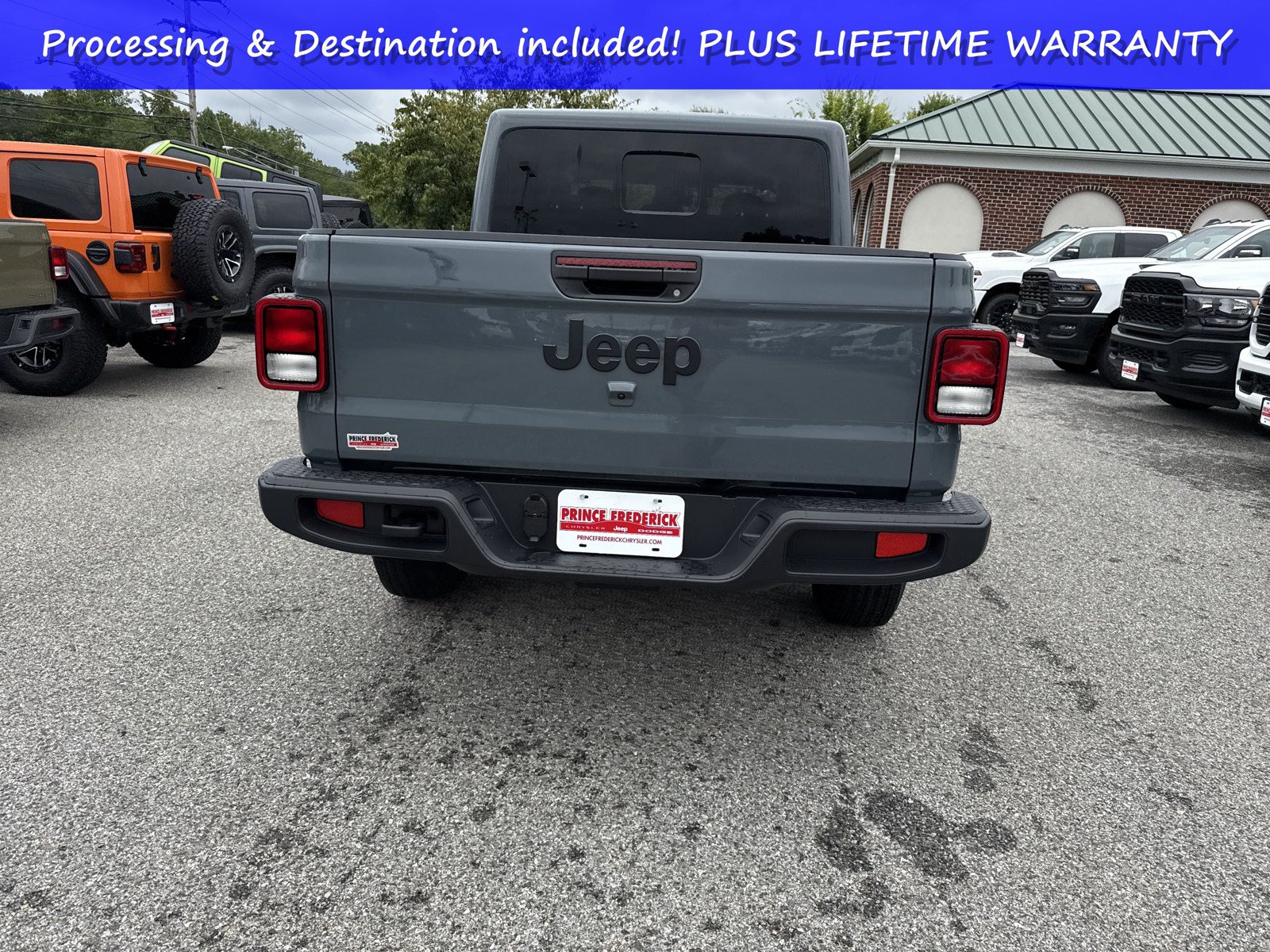 New 2025 Jeep Gladiator Sport AWD/4WD image 4