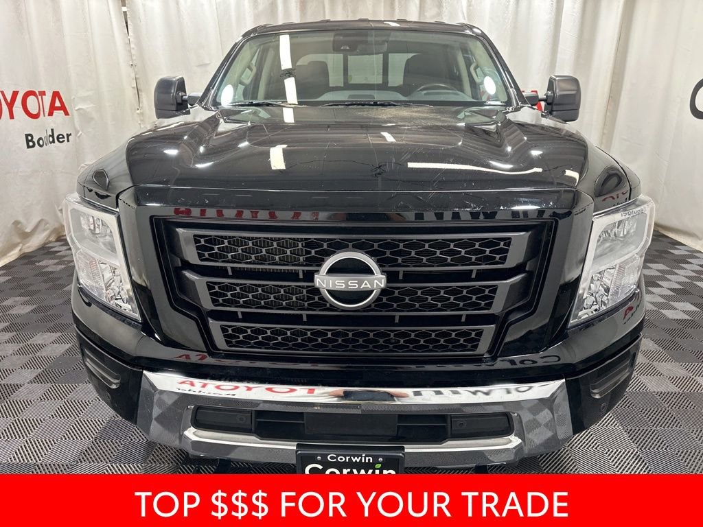 Used 2024 Nissan Titan SV w/ SV Convenience Package image 2
