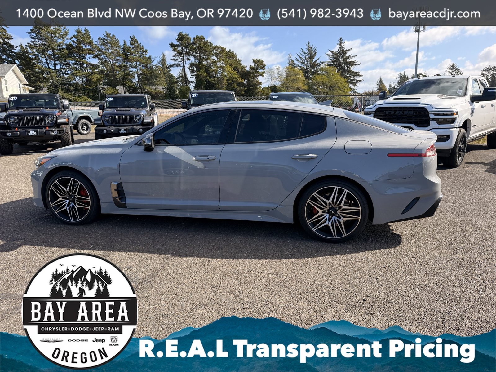 Used 2022 Kia Stinger GT1 AWD/4WD image 10