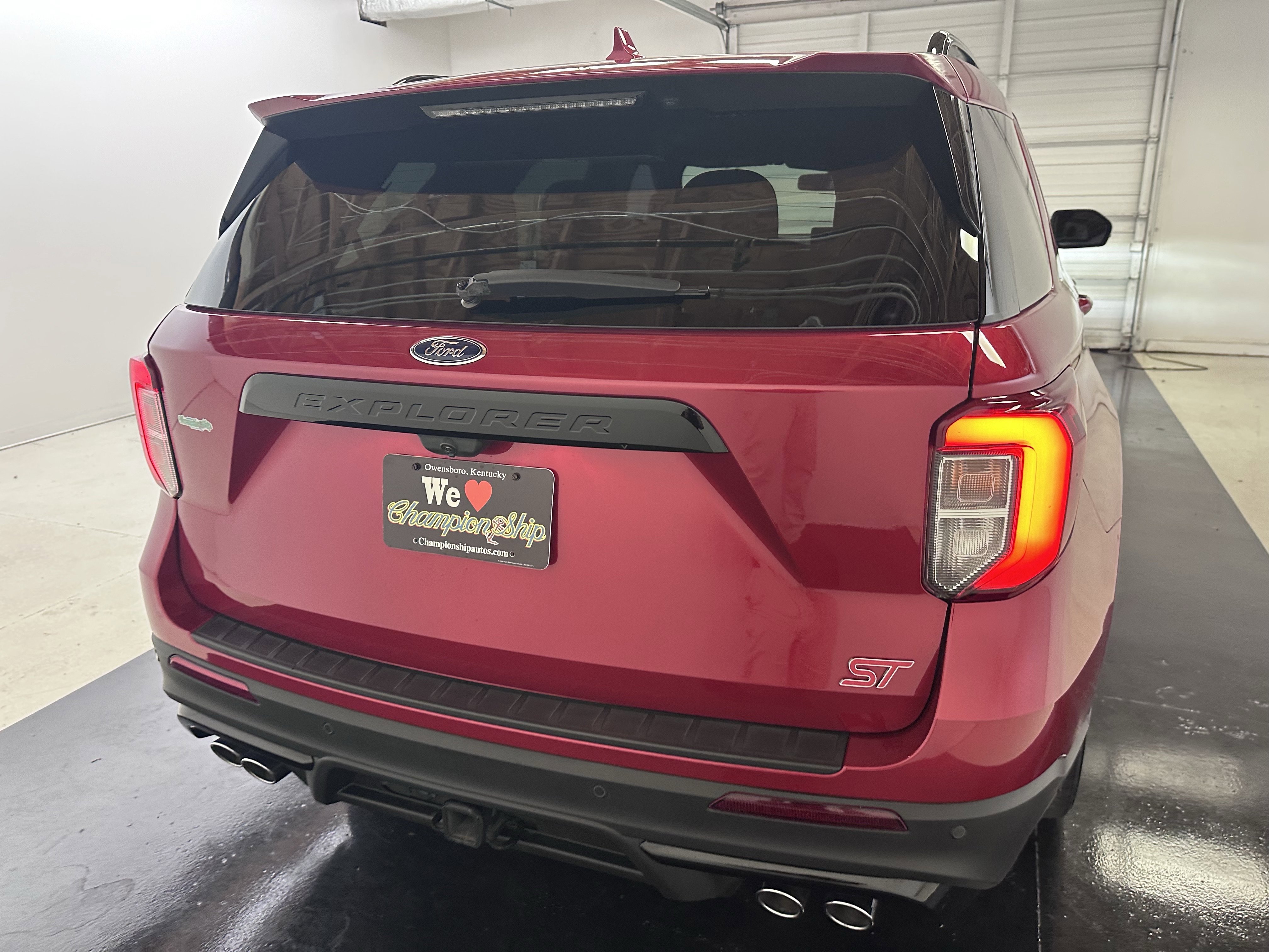 Used 2020 Ford Explorer ST w/ ST Street Pack image 13