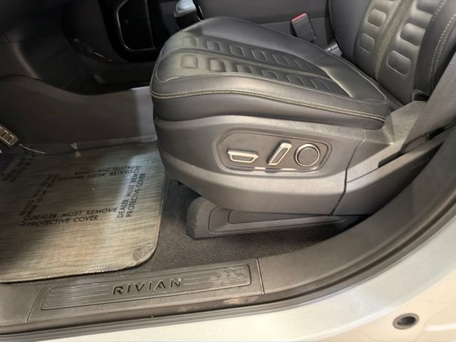 Used 2023 Rivian R1T Adventure Dual AWD/4WD image 11
