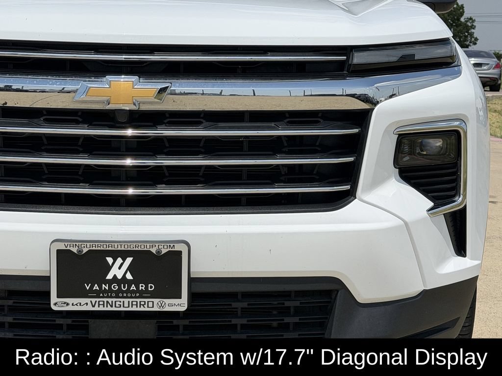 Used 2025 Chevrolet Traverse LT AWD/4WD image 4