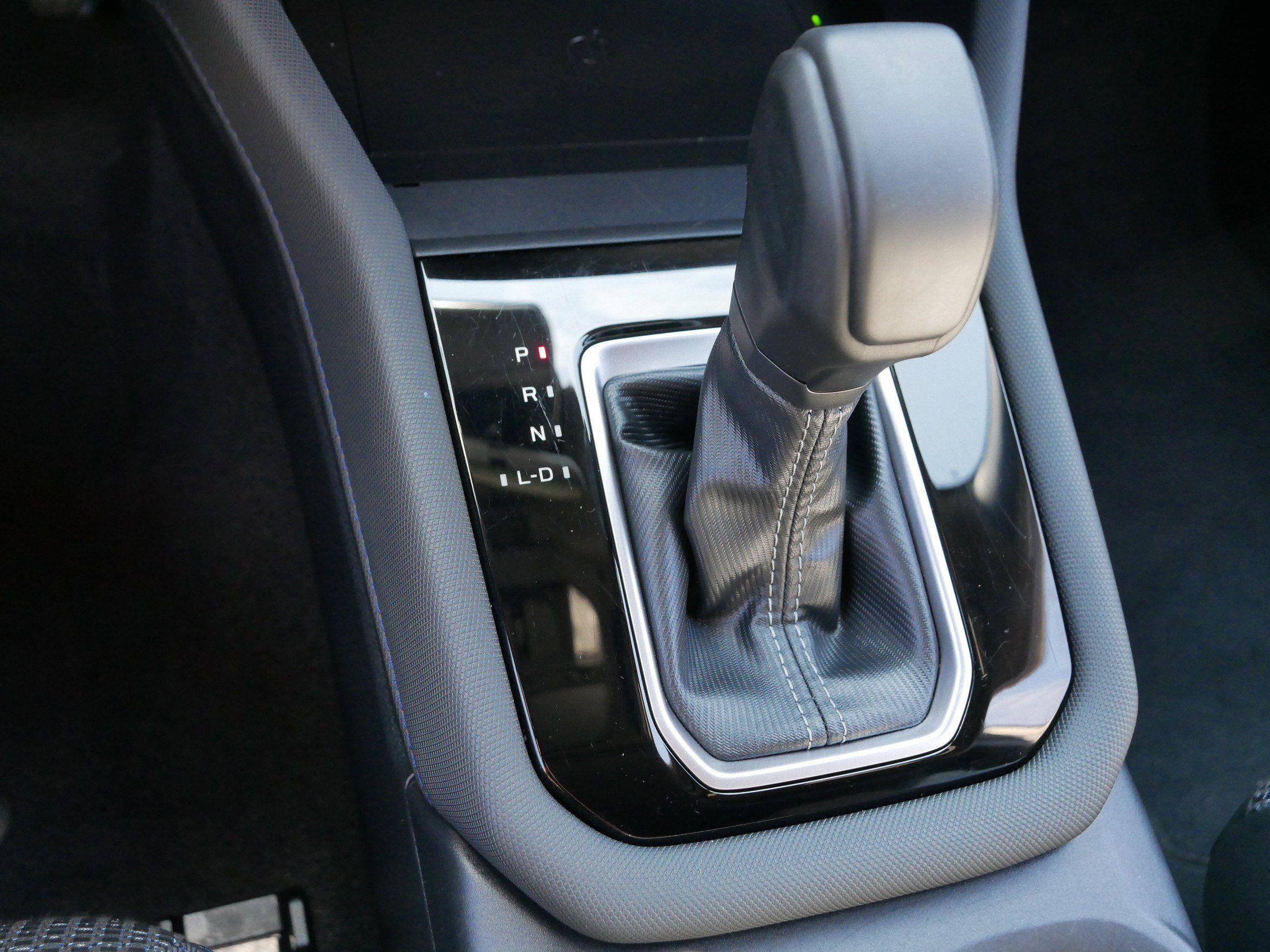 Certified 2025 Subaru Forester Premium image 24