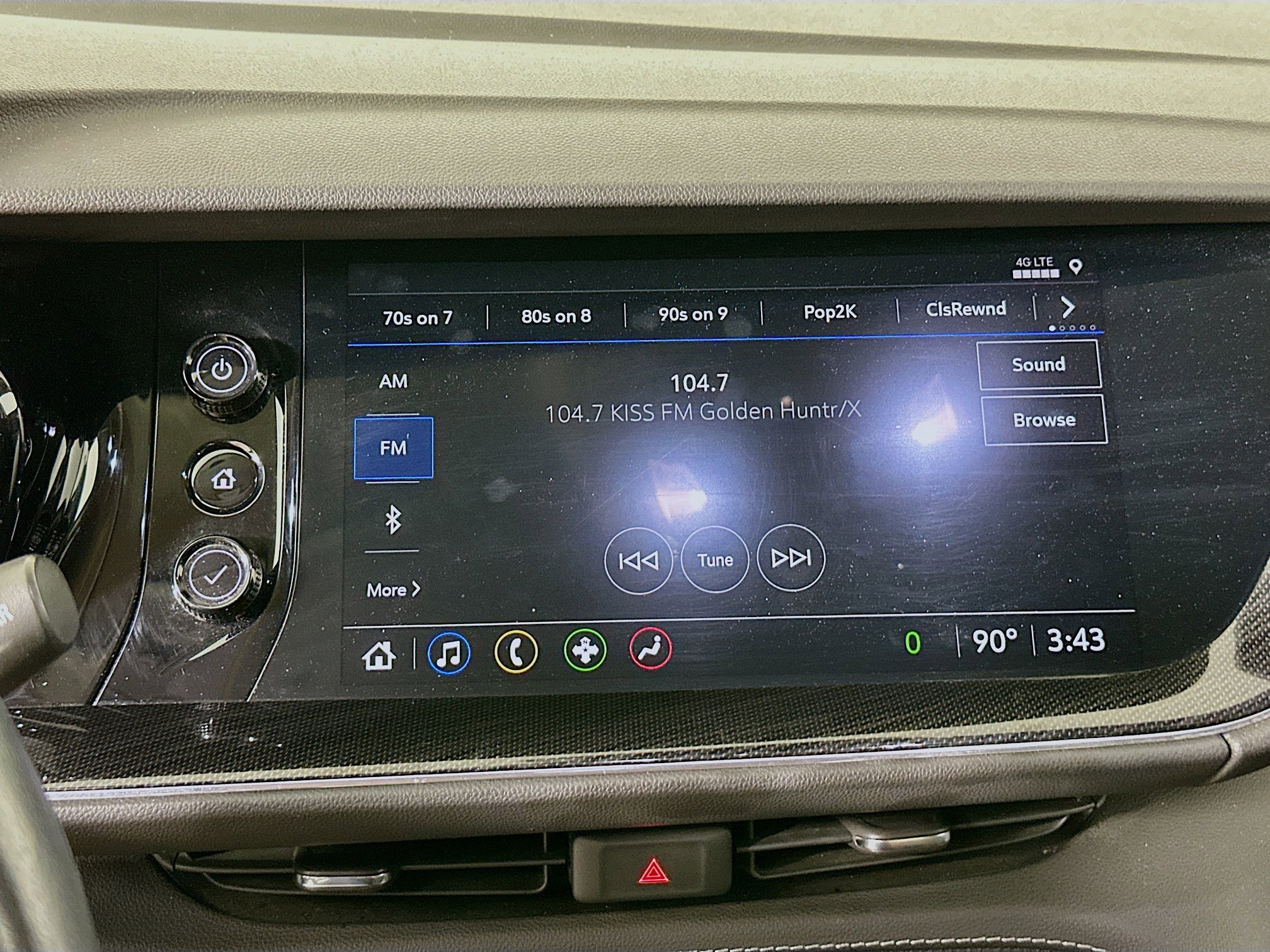 Used 2023 Buick Envision Preferred image 19