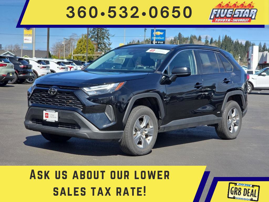 Certified 2025 Toyota RAV4 LE AWD/4WD image 1