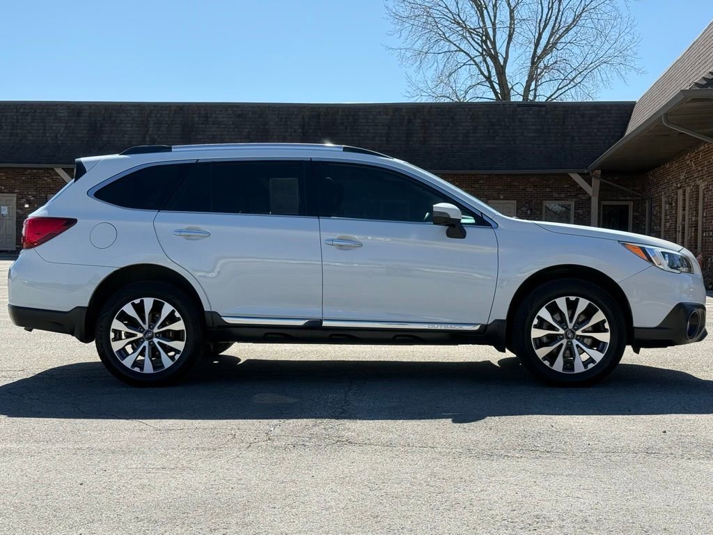 Used 2017 Subaru Outback 3.6R Touring w/ Popular Package #5A image 6