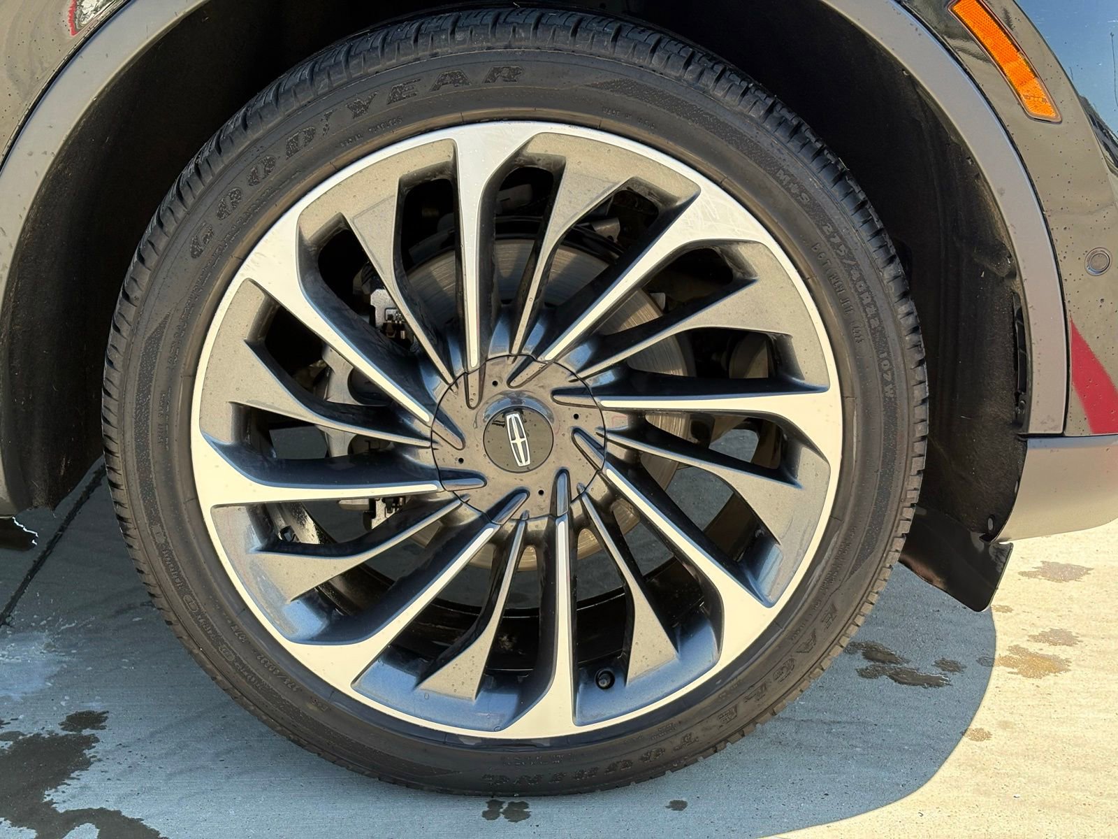 Used 2024 Lincoln Aviator Reserve w/ Equipment Group 201A RWD image 9