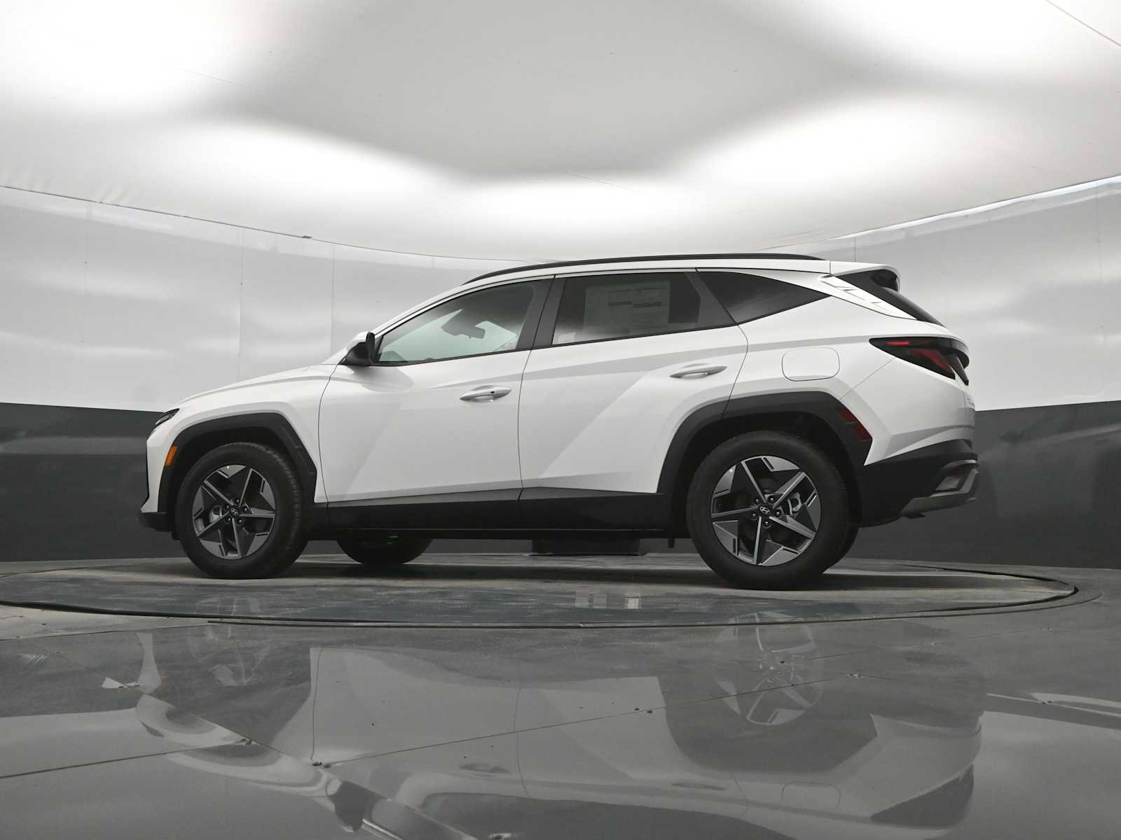 New 2026 Hyundai Tucson SEL FWD image 35
