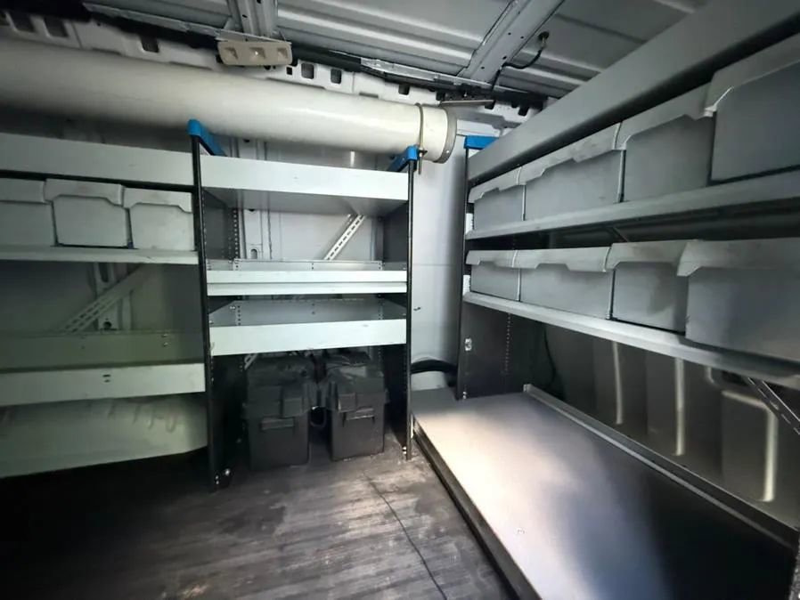 Used 2015 Chevrolet Express 2500 image 19