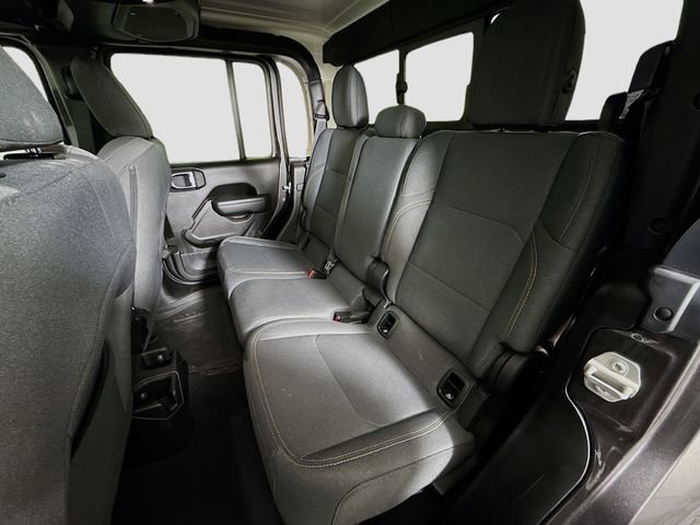 Used 2024 Jeep Gladiator Willys image 22