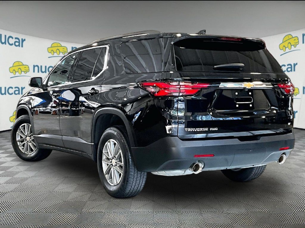 Used 2023 Chevrolet Traverse LT AWD/4WD image 4