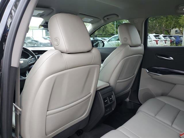 Used 2023 Cadillac XT4 Luxury image 34