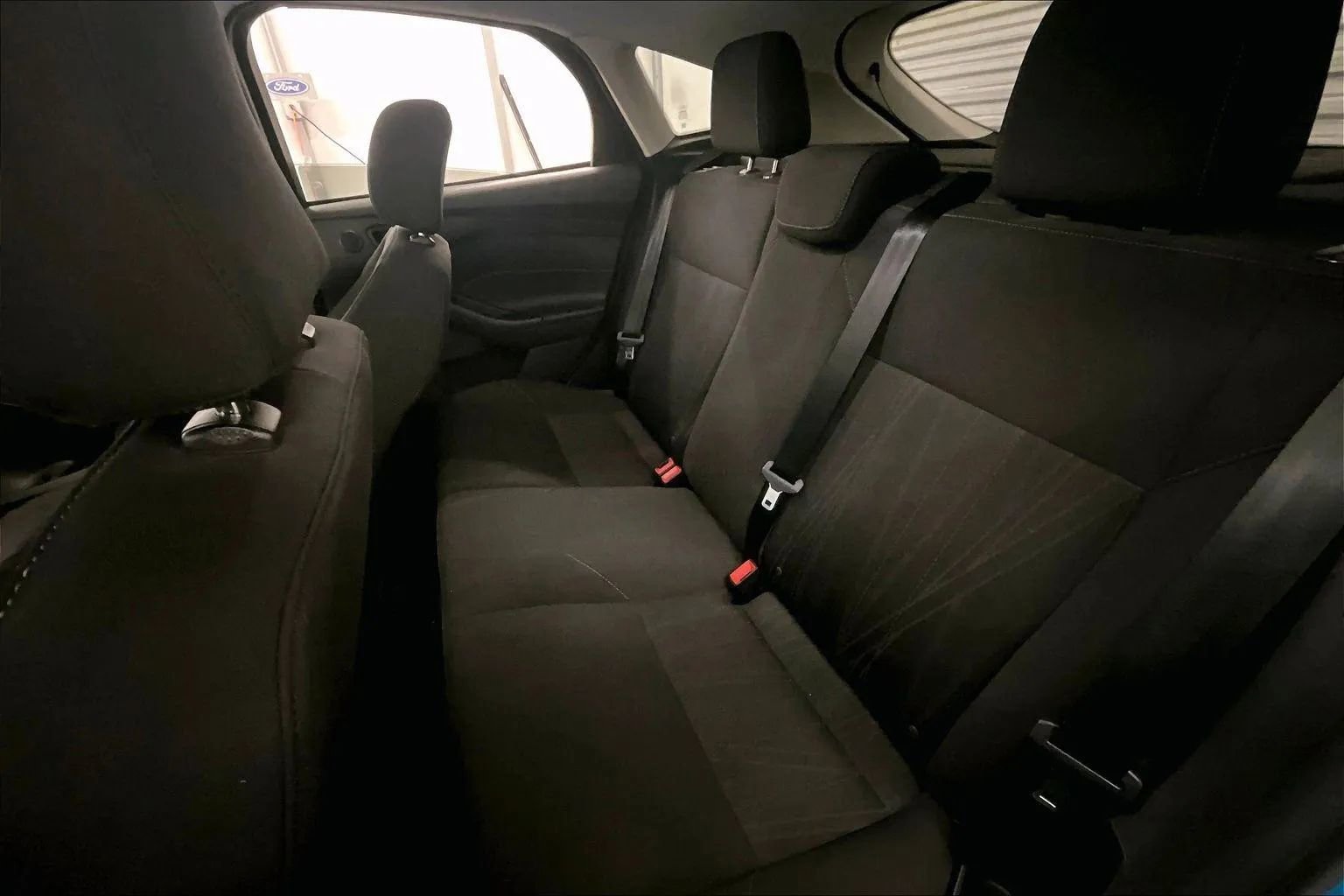 Used 2017 Ford Focus SEL w/ Cold Weather Package image 25