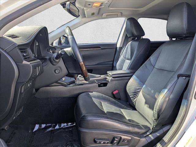 Used 2013 Lexus ES 350 w/ Luxury Pkg FWD image 8