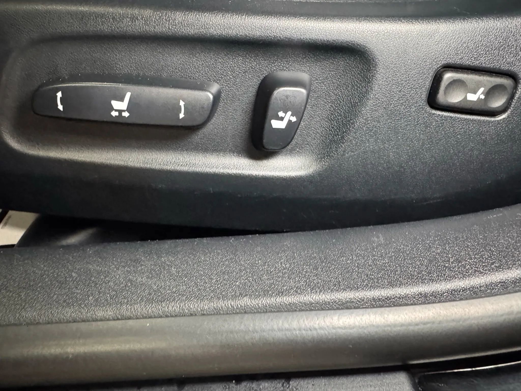 Used 2010 Lexus ES 350 FWD image 11