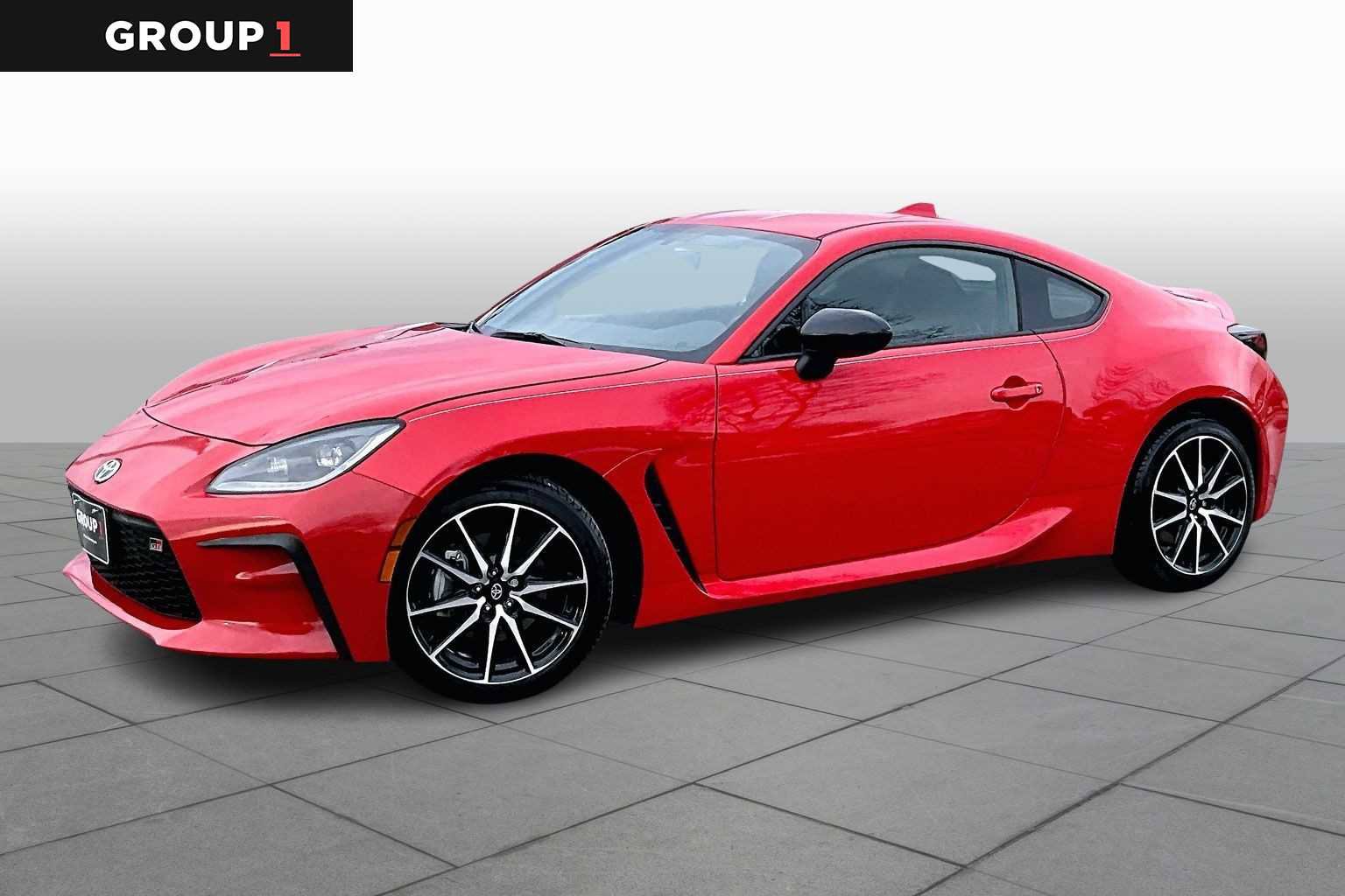 Used 2024 Toyota GR86 image 1