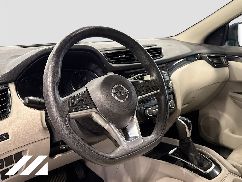 Used 2019 Nissan Rogue Sport SV AWD/4WD image 6