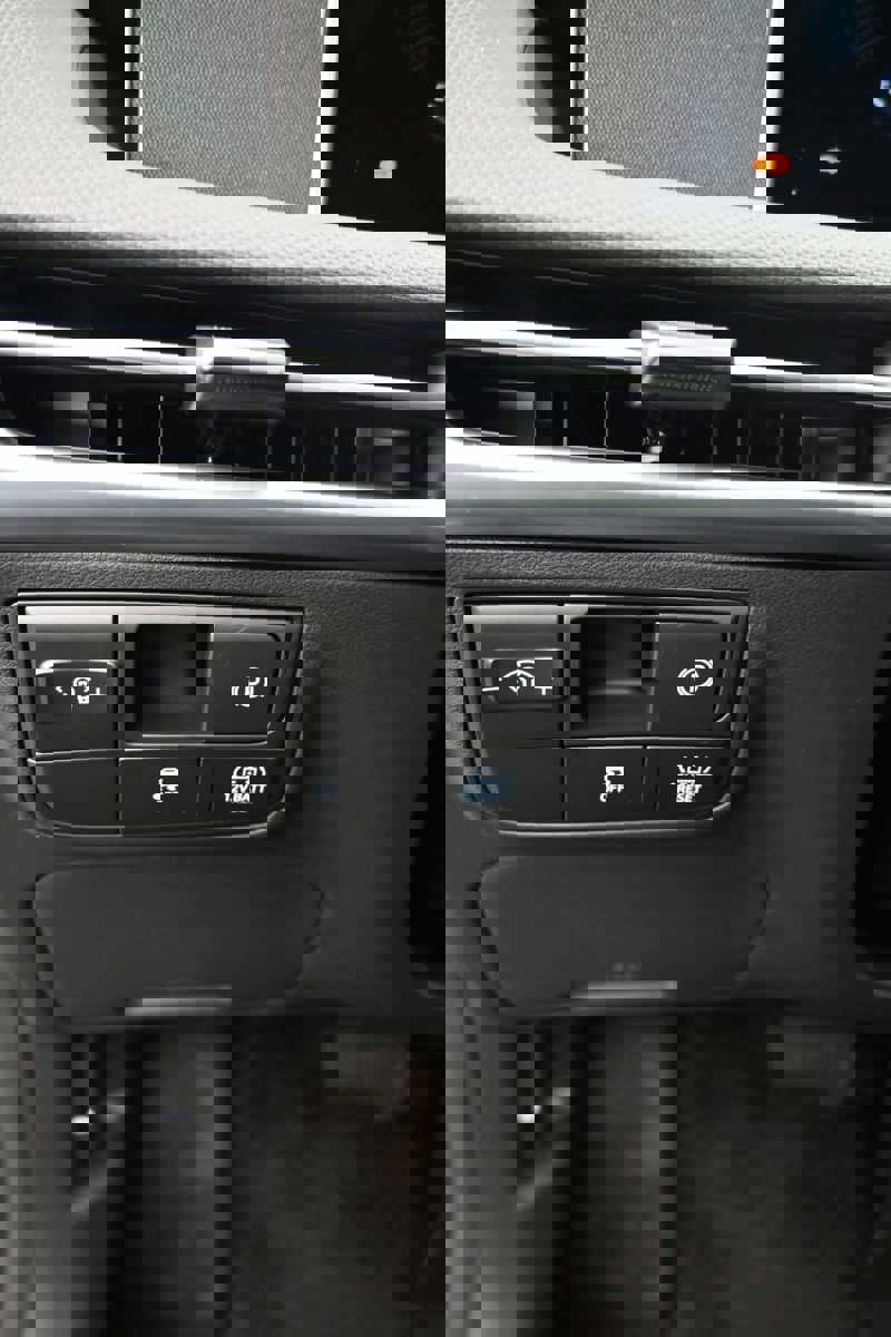 New 2026 Hyundai Tucson Blue SE image 20