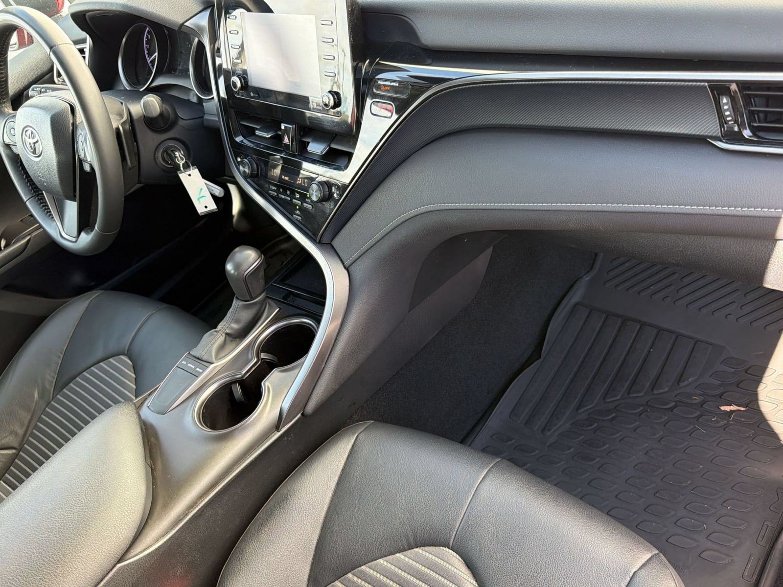 Certified 2024 Toyota Camry SE FWD image 34