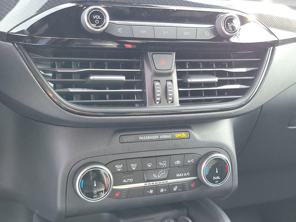 New 2026 Ford Escape ST-Line w/ Cold Weather Package image 28