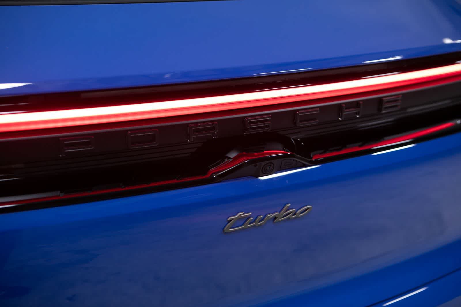 New 2026 Porsche Macan Turbo Electric AWD/4WD image 19