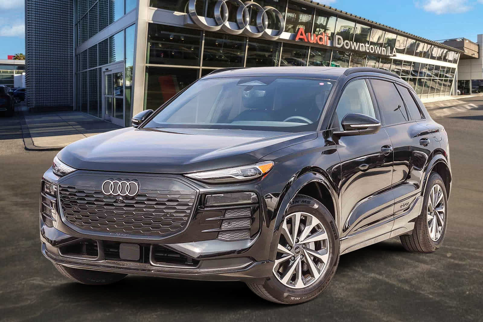 New 2027 Audi Q6 e-tron Premium AWD/4WD image 1