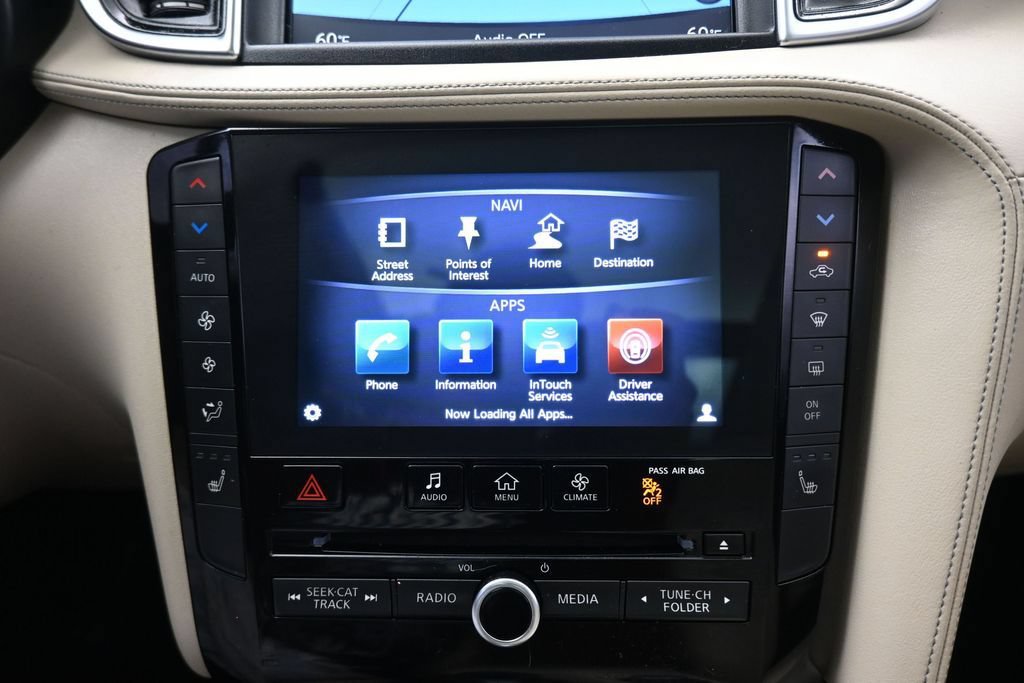 Used 2019 INFINITI QX50 Luxe w/ Navigation Package FWD image 16
