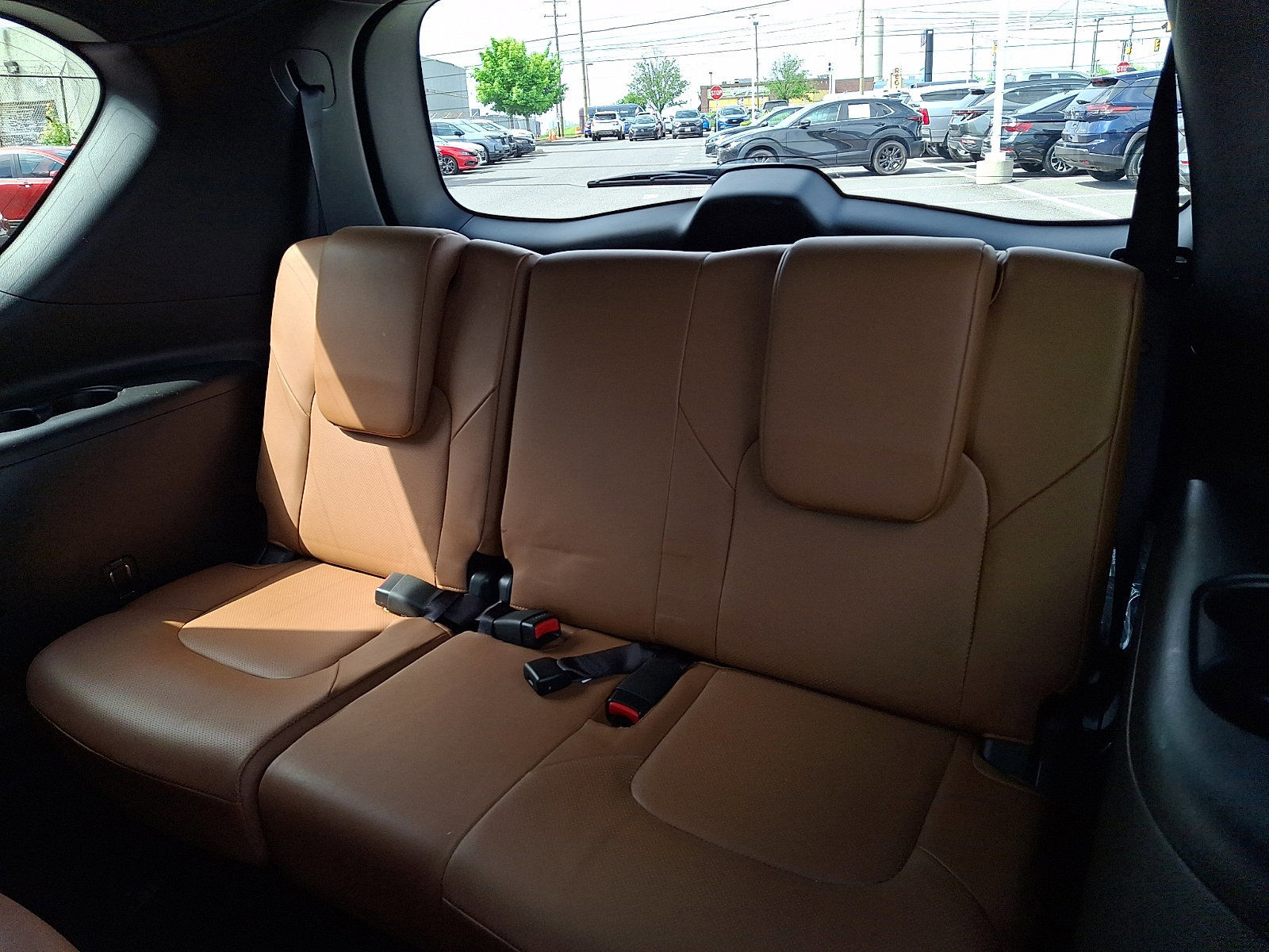 Used 2024 INFINITI QX80 Sensory AWD/4WD image 10
