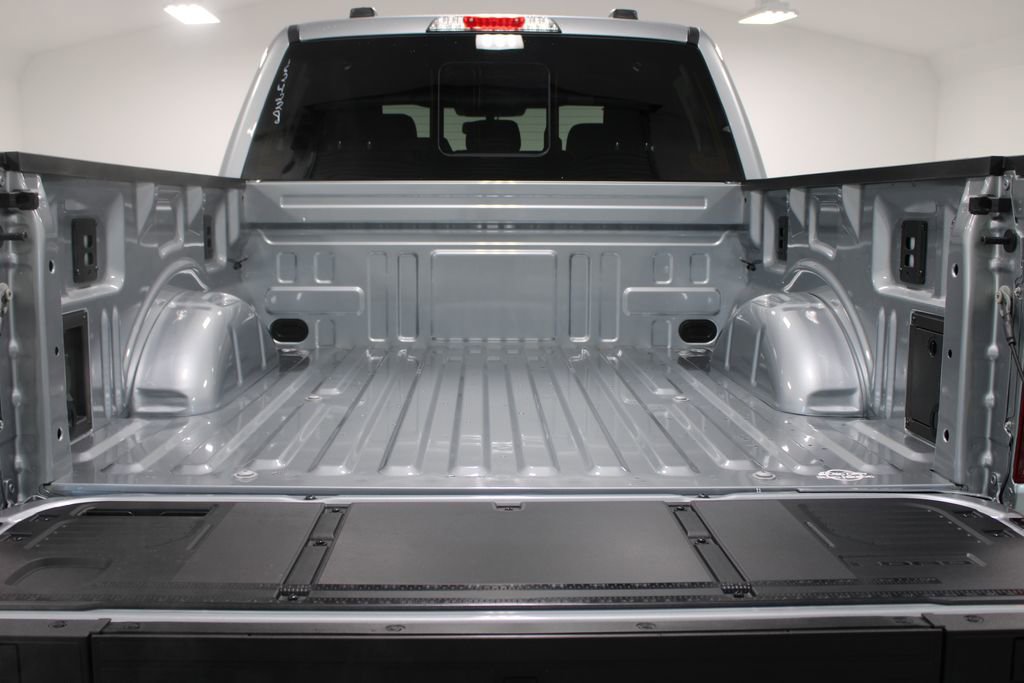 New 2026 Ford F150 XLT w/ Equipment Group 302A MID AWD/4WD image 17