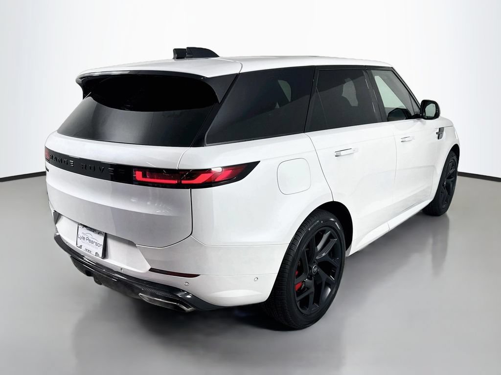 Used 2024 Land Rover Range Rover Sport Dynamic SE AWD/4WD image 9