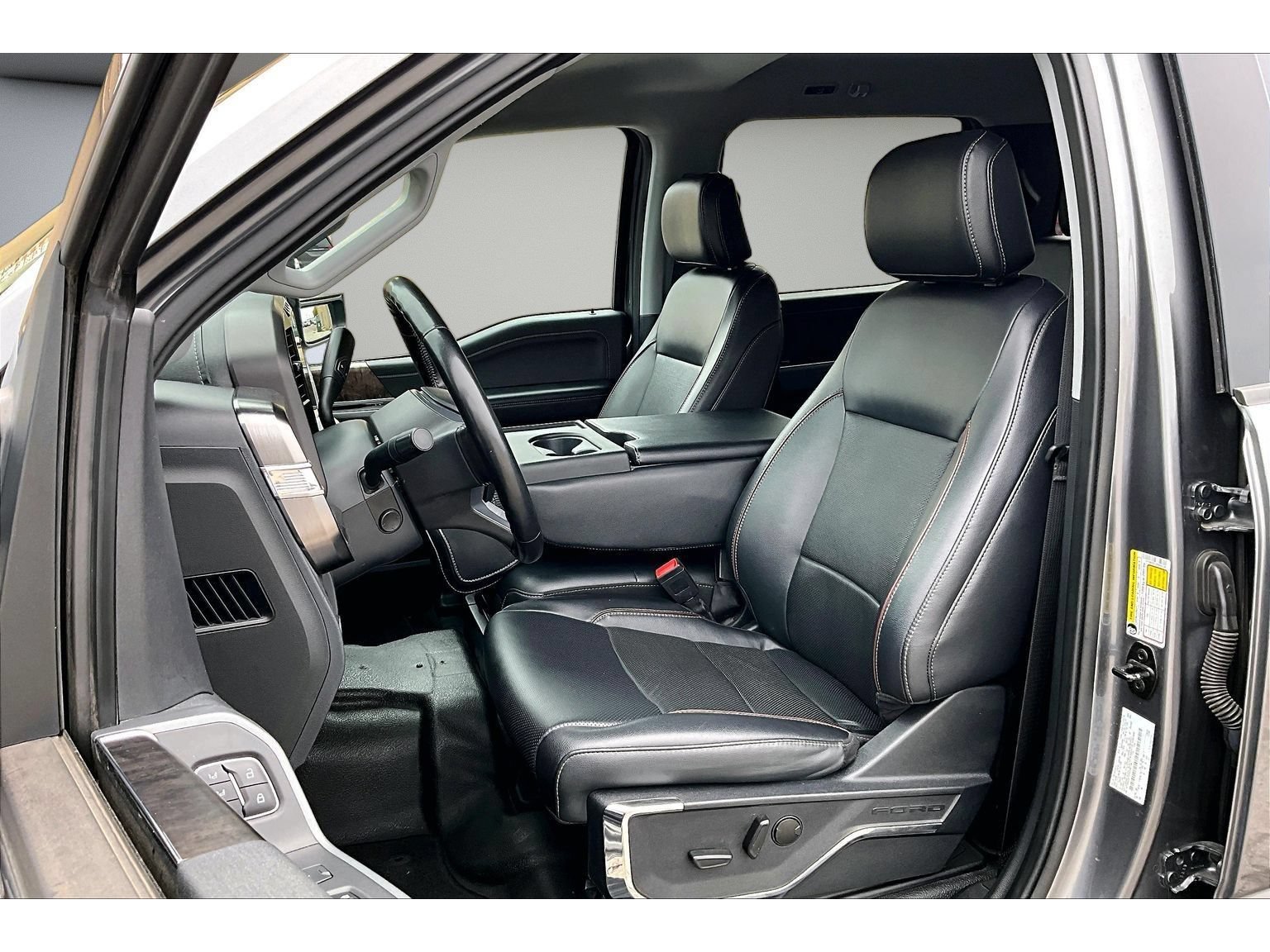 Used 2023 Ford F250 Lariat w/ Camper Package AWD/4WD image 35