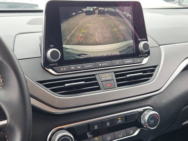 Used 2025 Nissan Altima 2.5 SR image 18