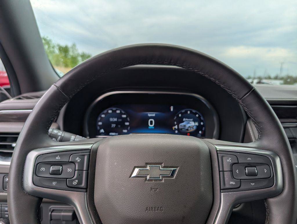 Used 2024 Chevrolet Suburban Z71 w/ Z71 Off-Road Package AWD/4WD image 18