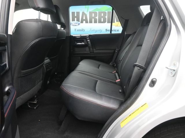 Used 2024 Toyota 4Runner TRD Off-Road Premium image 9