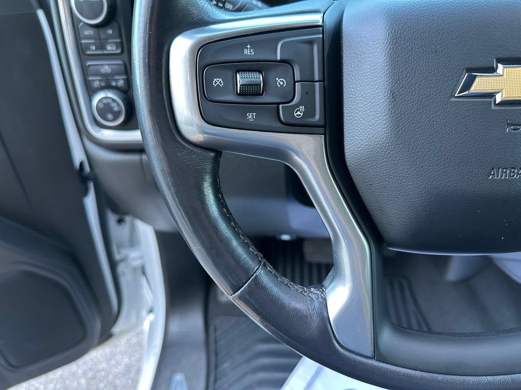Used 2021 Chevrolet Silverado 1500 LT AWD/4WD image 11