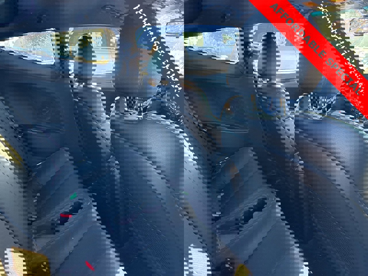 Used 2016 Hyundai Veloster Turbo image 11