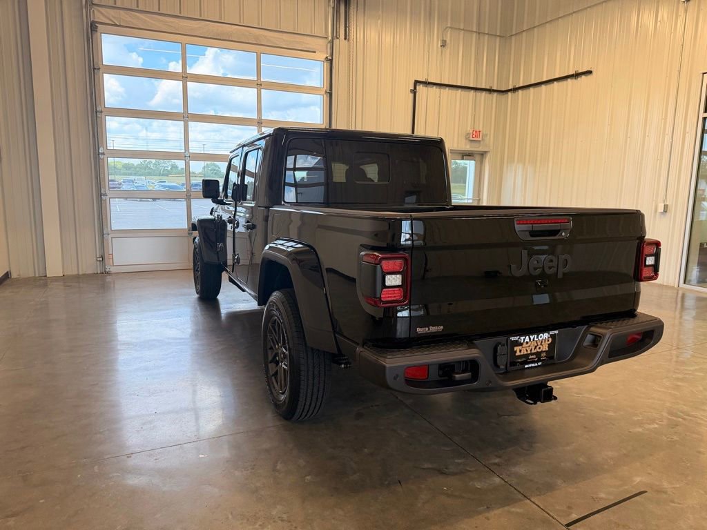 New 2026 Jeep Gladiator Sport AWD/4WD image 3