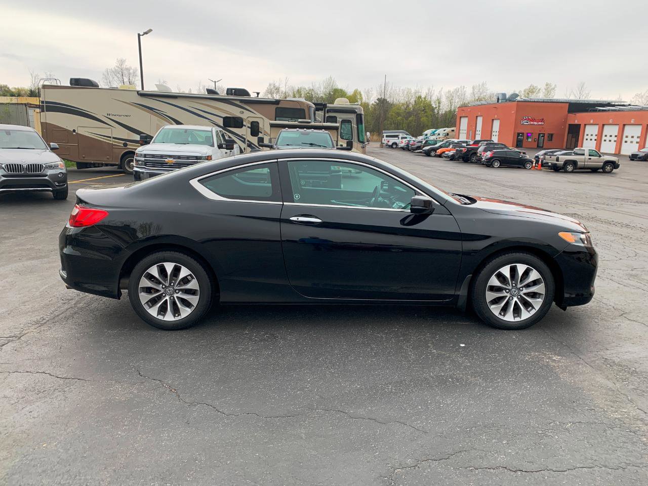 Used 2014 Honda Accord EX image 3