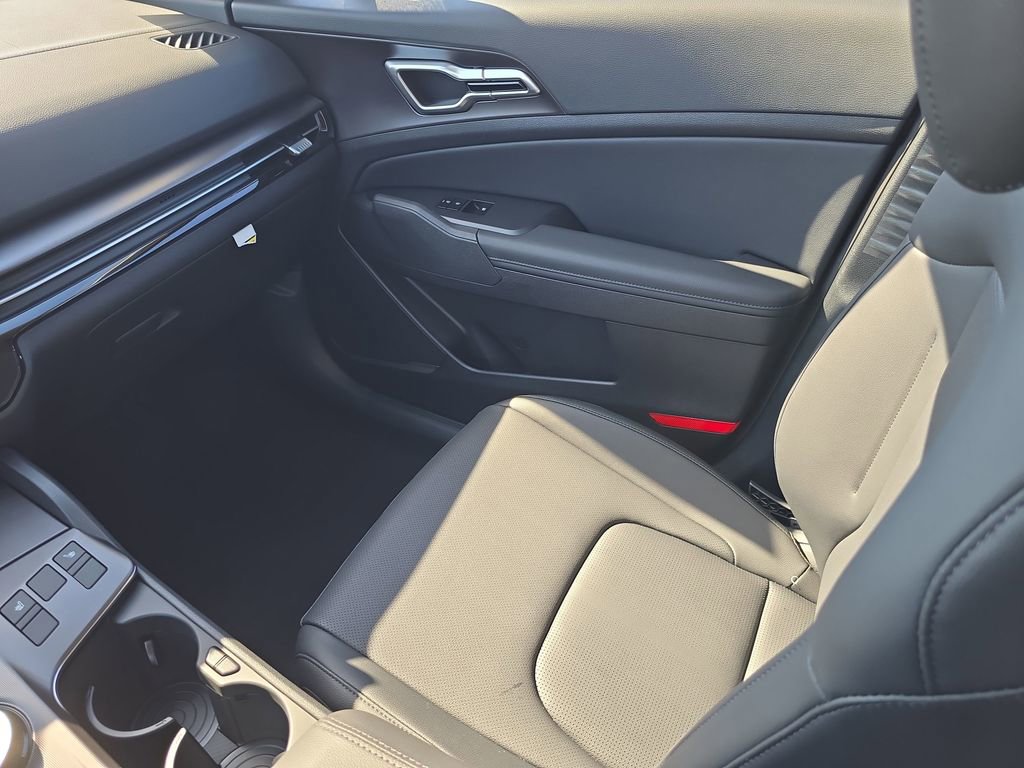 New 2026 Kia Sportage EX image 16