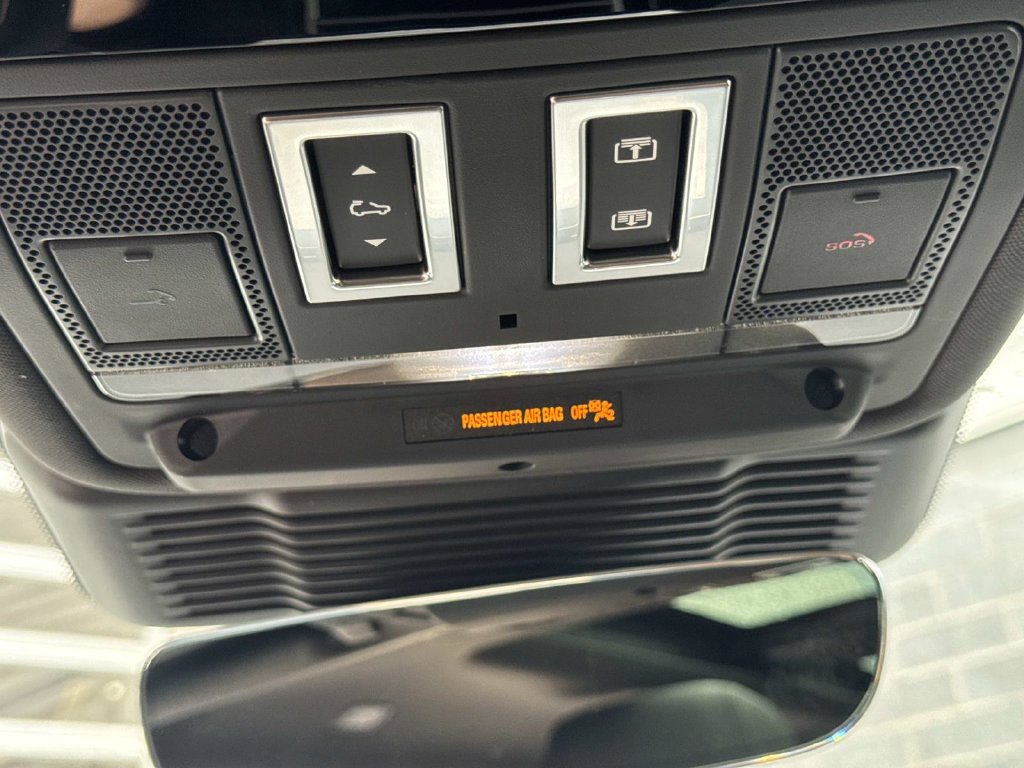 New 2026 Land Rover Range Rover Evoque S AWD/4WD image 24