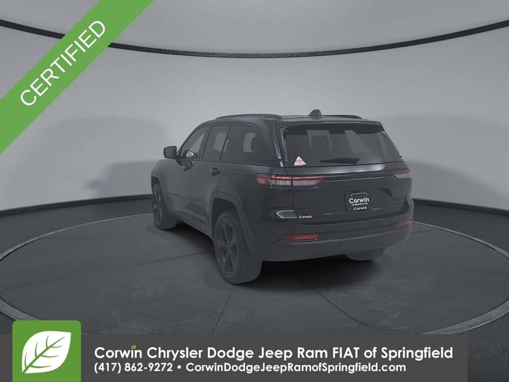 Certified 2023 Jeep Grand Cherokee Limited w/ Black Appearance Package image 13