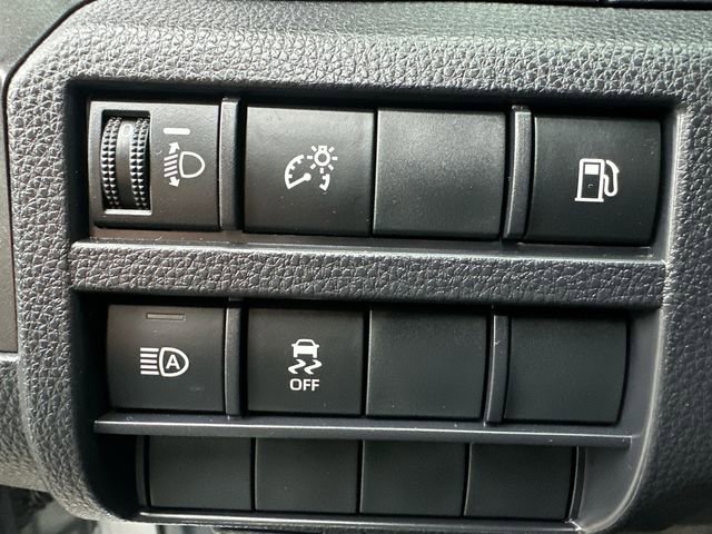 Used 2025 Toyota 4Runner SR5 image 28