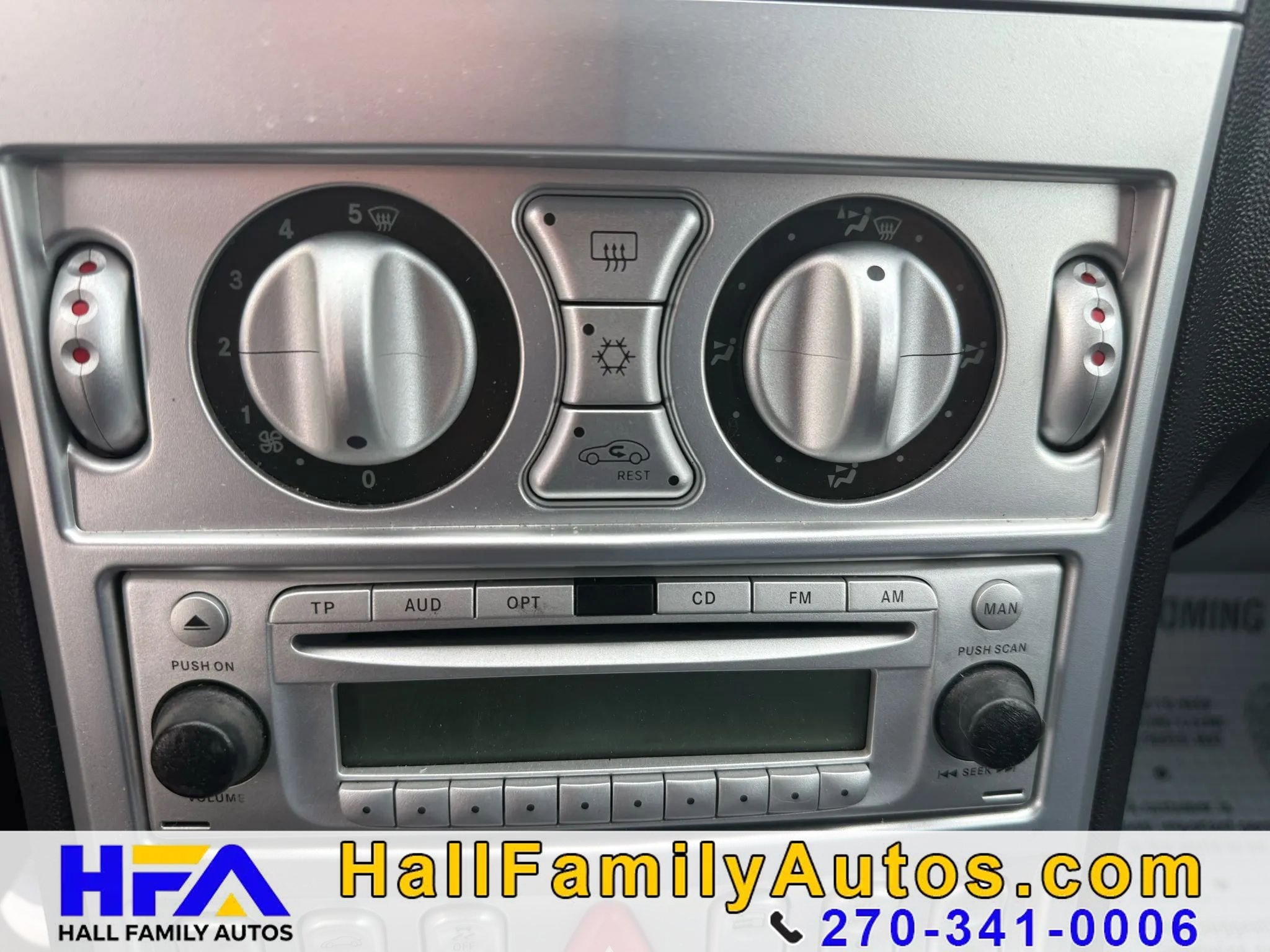 Used 2005 Chrysler Crossfire Convertible RWD image 16