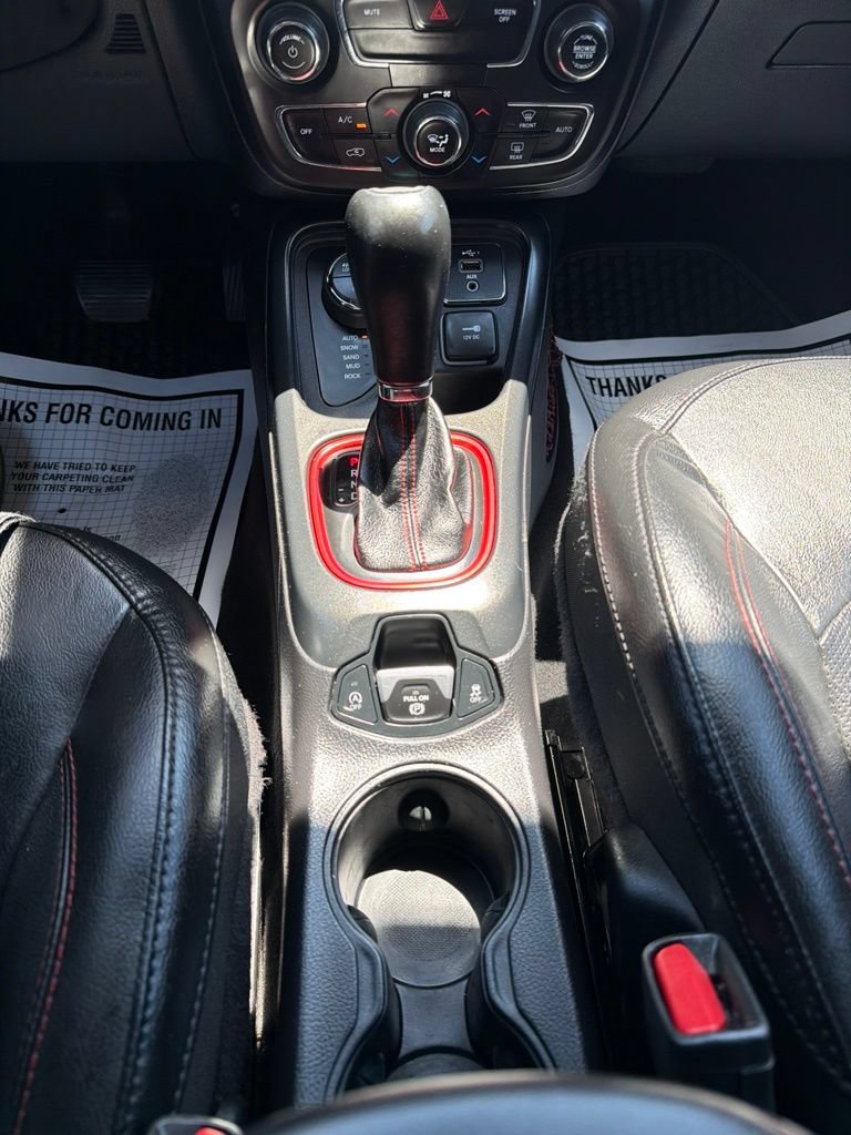 Used 2019 Jeep Compass Trailhawk w/ Leather Interior Group AWD/4WD image 31
